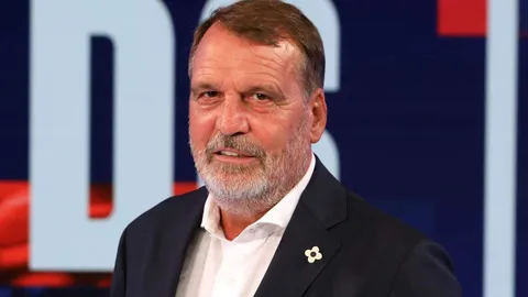 เดือดมาเลย ตำนานแชมป์โลก ลั่น "โรเบิร์ตสัน" แข้งลิเวอร์พูล ต้องโดนแบน 10 นัด