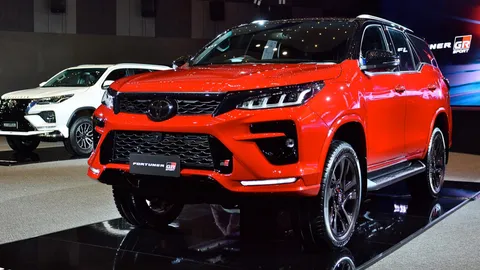 นำหายไล่ลำบาก ฟอร์จูนเนอร์ ทิ้งคู่แข่งลุ่ย เอชอาร์-วี พาฮอนด้านำโด่งยอดขายรถเก๋ง 