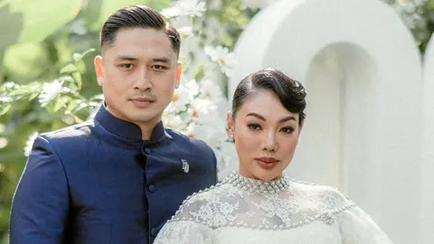 วิวาห์ชื่นมื่น “ดา-เดนนิส” ซาบซึ้งคำอวยพรทำน้ำตาคลอเบ้า พร้อมจ่อปั๊มทายาททันที