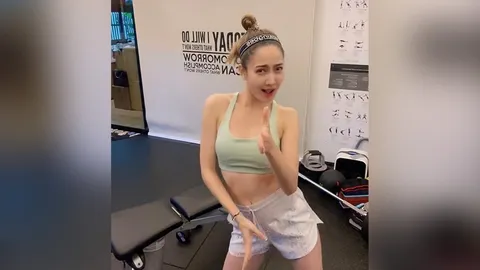 ดราม่าสนั่น แต้ว ณฐพร โดนอีกแล้ว แค่เต้นเบาๆ ยังโดนวิจารณ์ไฟแลบ