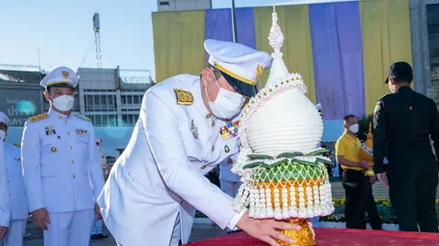 ปลัดมท. นำคณะผู้บริหาร ถวายราชสักการะพระบรมรูปสมเด็จพระเจ้าตากสินมหาราช