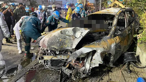 เก๋งชนไฟลุก ย่างสลด 2 ศพ มีแค่หมารอด