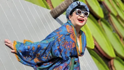 ยอมใจคารวะ 2 สาวแซ่บระดับตัวแม่ เปรี้ยวเข็ดฟัน จนสาวๆ รุ่นน้องยกให้เป็นไอดอล