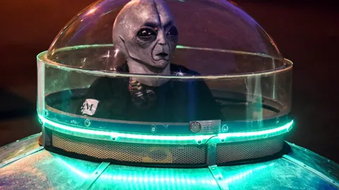 ตะลึง ชายในสหรัฐฯ อ้างเห็น จานบิน UFO ทรงสามเหลี่ยม ส่งท้ายปี 64 