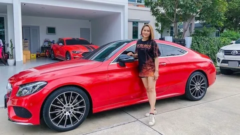 หนูเล็ก น้ำตาไหล จำใจต้องขายรถเบนซ์คันโปรดทั้งที่ไม่อยากขาย