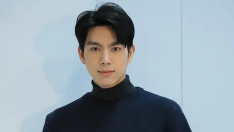 เพิ่มอีกราย นักแสดงหนุ่ม ตรวจพบติดเชื้อโควิด-19 จากคนใกล้ชิด