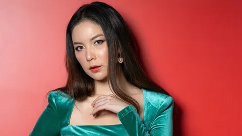 ฉีกภาพนิ่ม “มุก-วรนิษฐ์” มาลุคเซ็กซี่ ใน “มาลัยไทยรัฐ”