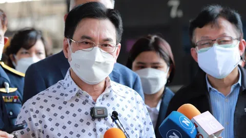 "จุรินทร์" พร้อมตอบ หมู-ไข่แพง รับกังวลปม รัฐใช้อำนาจแทรก เลือกตั้งซ่อม