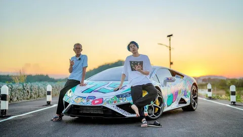 สไปร์ท ซื้อลัมโบร์กินีราคาเกือบ 25 ล้านบาทให้คุณตา พร้อมเงินปึกใหญ่ (คลิป)