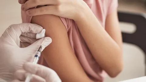 นนท์พร้อม เปิดลงทะเบียนวัคซีนเข็ม 3 ฉีด 17-21 ม.ค. 65 อีก 1 แสนโดส