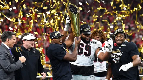 "จอร์เจีย" ล้มยักษ์ซิวแชมป์อเมริกันฟุตบอลมหาลัย ครั้งแรกในรอบ 41 ปี (คลิป)