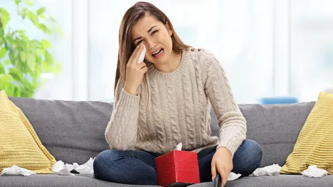 ฝันว่าร้องไห้ ฝันเห็นน้ำตาตัวเอง เหมือนจะเศร้าแต่ทำนายฝันดีไม่น่าเชื่อ!