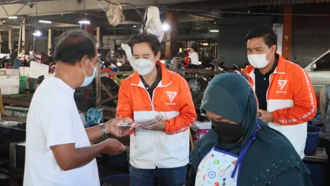 "พิธา" เดินสายหาเสียงสงขลา "ณัฐชา" ไปชุมพร ขอคนใต้โหวตสั่งสอน ไม่เอารัฐบาลชุดนี้