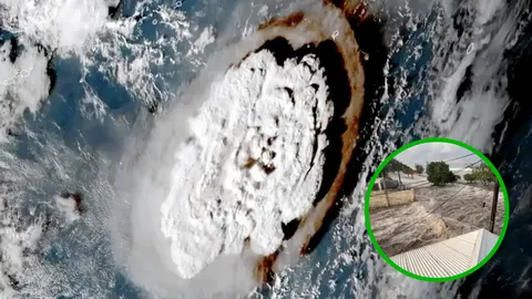 สึนามิถล่มเมือง (คลิป)