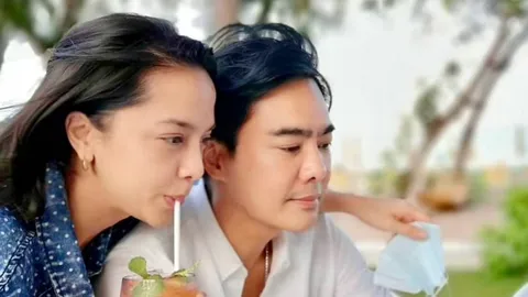 เคลลี่ โชว์รูปหวานมุ้งมิ้ง พลอยไพลิน คนแห่คอมเมนต์ยินดีเปิดตัวแล้ว