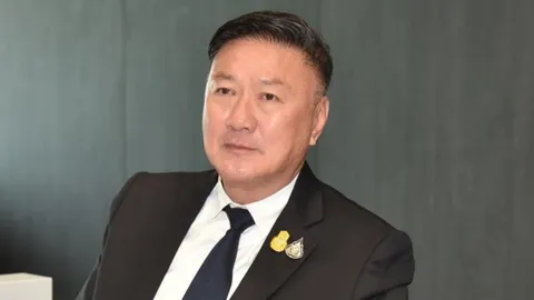 "นิโรธ" ขอหารือ "ชวน" งดประชุมสภา หลัง "ชัยวุฒิ" ประชุม พปชร.ติดโควิด