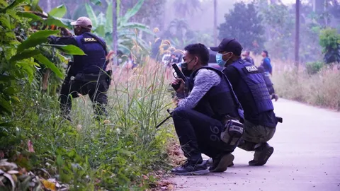 "บิ๊กใหม่" ลงใต้ล่าตัว "ไอ้แกร็ก" ก่อเหตุ 15 คดี ยิงสู้ตร. หนีได้ 4 หน