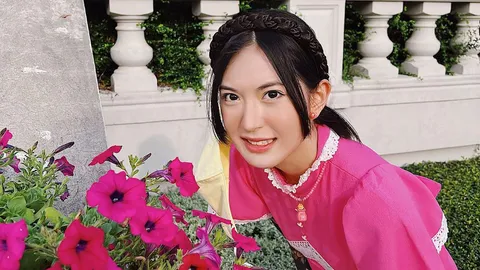 โมเมนต์หวาน “ปั้นจั่น–ปรมะ” โพสต์คลิปแฟนสาวกำลังฝึกรีวิวใบไม้ใบหญ้า