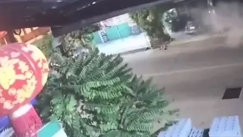 ตร.แจงเหตุบึมยะลา เร่งพิสูจน์หาคนร้าย เตือน ปชช.ระวังในการเข้าพื้นที่