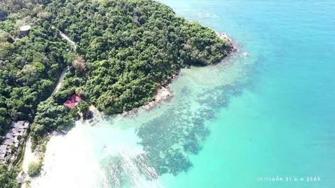 บริษัทน้ำมันเร่งขจัดคราบ หาดแม่รำพึง พร้อมเยียวยา ผู้ได้รับผลกระทบ