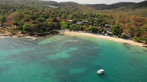 ถล่มเสม็ด (คลิป)