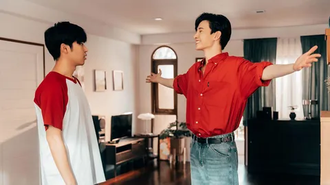 “นัท” โชว์ลูกอ้อนตามตื๊อ “แปลน” ช่วยตามหาความทรงจำ ในซีรีส์ “ผมกับผีในห้อง”