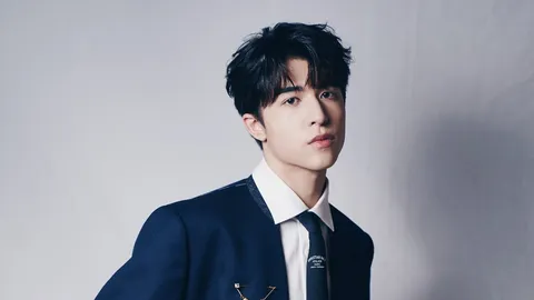 #WeTVunbox2022 แพทริค คว้าศิลปินแห่งปี ฮือฮา นนกุล เล่นซีรีส์วายครั้งแรก