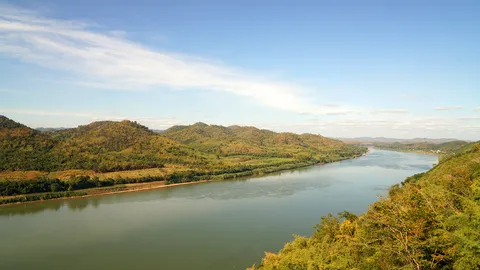 ปั้นศูนย์กลางเศรษฐกิจลุ่มแม่น้ำโขง “ศักดิ์สยาม” ชงของบ 9 พันล้าน พัฒนาอีสาน