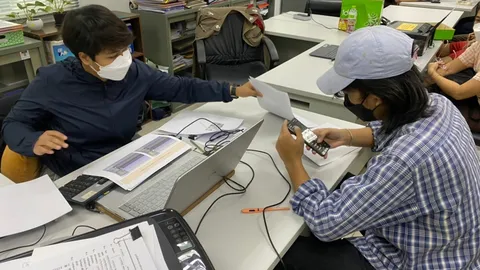 มอบตัวแล้ว 3 นศ.ยิงปืนขึ้นฟ้า ฉลอง 88 ปี อุเทนถวาย ตามจับอีก 1