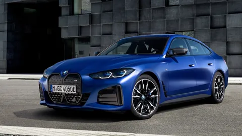 อยากได้ก็ให้รีบ สปอร์ตไฟฟ้ามาแล้ว! NEW BMW i4 M50 2022 เปิดรับจองออนไลน์วันวาเลนไทน์นี้!