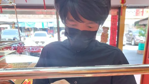 ตร.เชื่อโจรหลอกเคลียร์ริงเช็ค หวังตุ๋นทอง 100 บาท ลงมือหลายแห่ง