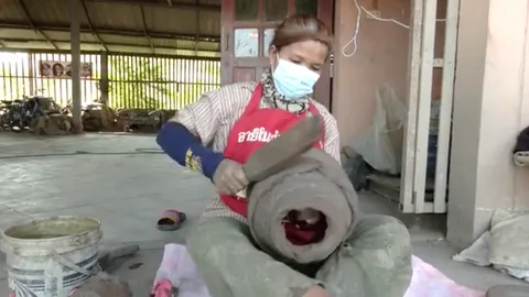 ลมหายใจสุดท้าย "ชุมชนช่างตีหม้อ" เข้าขั้นวิกฤติ ไม่มีคนสานต่อ อีกไม่นานอาจสูญหาย