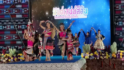 เปิดงานมนต์เสน่ห์ฯ ชาติพันธุ์เชียงใหม่ พร้อม 30 สาวผู้เข้าประกวดธิดาดอย