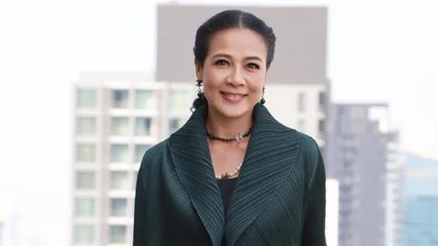 กบ ปภัสรา แจ้งข่าวติดโควิด มีอาการเจ็บคอ ไอเล็กน้อย เข้ารักษาตัวแล้ว