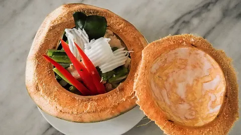 เมนูต้านหวัด “ต้มข่าไก่มะพร้าวอ่อน”