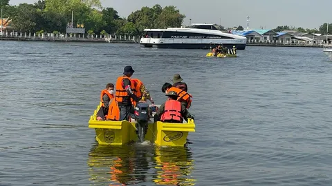 ประดาน้ำกู้ภัยรวมกว่า 20 คนแบ่งทีม ต่อตัวกางแขนลงดำค้นหา แตงโม นิดา 