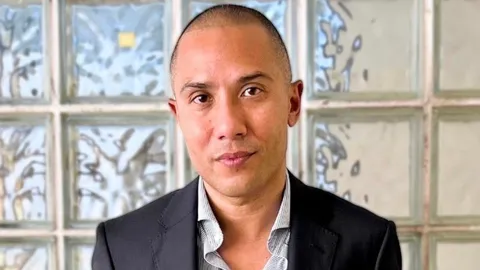 "รวมไทยยูไนเต็ด" ลั่นดันเงินเดือนจบ "ป.ตรี" 2 หมื่นบาท ถ้าได้เป็น รบ.