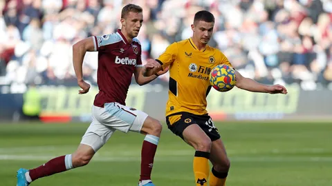 ซูเช็คซัดชัย "เวสต์แฮม" เปิดรังเฉือน "วูล์ฟแฮมป์ตัน" จี้ แมนยูฯ 2 แต้ม