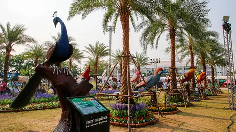 มหกรรมหุ่นฟางนกชัยนาท