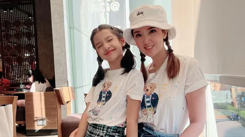 เป็นแม่ไม่ง่าย เธอ รวรีย์ ใจเสียลูกสาวป่วยหนัก เห็นแล้วอยากเป็นแทน