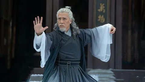 “ดอนนี่ เยน-กู่เทียนเล่อ” คัมแบ็ก ประชันฝีมือใน “ดาบมังกรหยก”