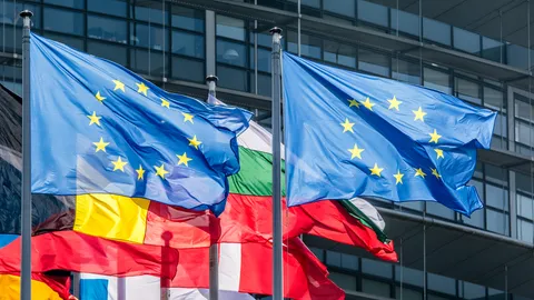 หนทางเข้าอียูยังอีกไกล