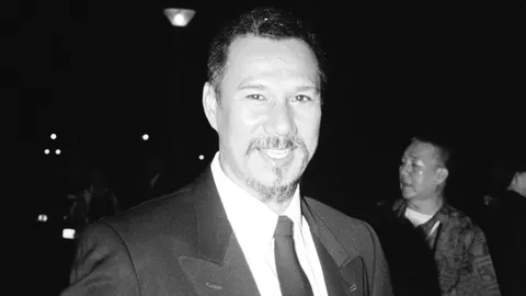 คนบันเทิงแห่อาลัย สรพงศ์ ชาตรี พระเอกตลอดกาลที่จากไป