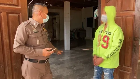 ผัวเก่ายิงผัวใหม่ยิงหน้าอำเภอ ล่าสุดตายแล้ว เหตุไปเจอเลยโมโหลงมือไม่คิด