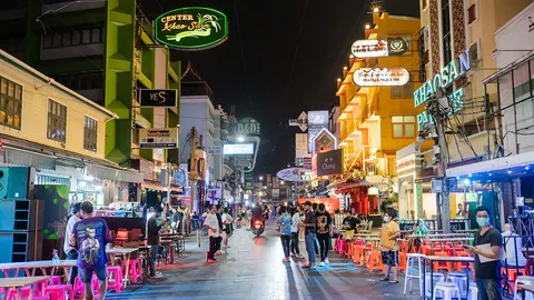 ร้านอาหารถนนข้าวสารและพัทยา หวัง ศบค. ผ่อนปรนมาตรการเพื่อกระตุ้นเศรษฐกิจช่วงสงกรานต์