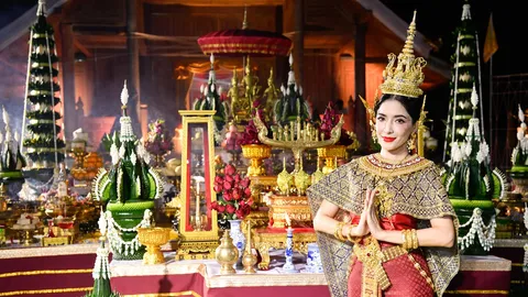 ฮือฮา พิงกี้ สาวิกา รำบวงสรวง ท้าวเวสสุวรรณ หวยขันน้ำมนต์ออกเลขเต็มๆ