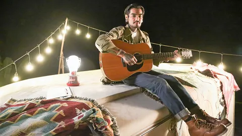 “เล็ก พงษธร” ถ่ายทอดเพลงเศร้า อารมณ์ซึ้ง “พระจันทร์ที่ไม่เต็มดวง”