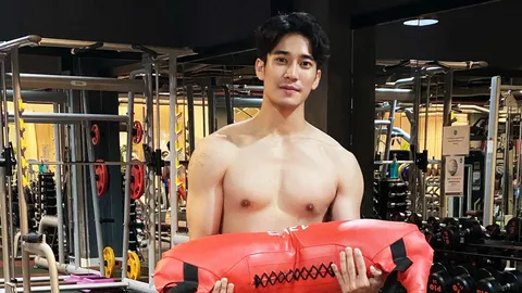 สามีแห่งชาติ ยูโร-ยศวรรธน์ ชวนเพื่อนสนิทแข่งกันรีดหุ่น สร้างซิกซ์แพ็ก