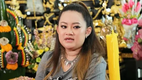 หมอปลาย เผยกลางปีนี้ วงการบันเทิงจะสูญเสียอีก ทำนายถึงโควิด-สงคราม