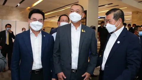 ปชป.จัดระดมทุน ไร้เงา “มาร์ค” “เฉลิมชัย” ย้ำ พรรคยึดระเบียบ-กฎหมาย
